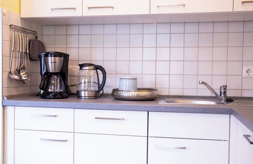 Iphofen Apartment | Holiday Apartment 'Scheurebe' with Private Balcony, Shared Terrace and Shared Garden