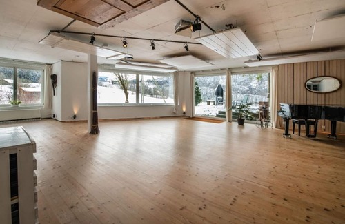Seelisberg Apartment | Holiday apartment Seelisberg for 1 - 12 persons with 8 bedrooms - Historical building