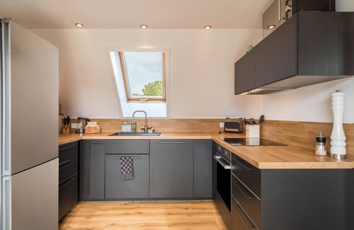 Kressbronn Apartment | Holiday Apartment 'Seekind' with Lake View, Private Balcony & Wi-Fi