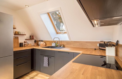Kressbronn Apartment | Holiday Apartment 'Seekind' with Lake View, Private Balcony & Wi-Fi
