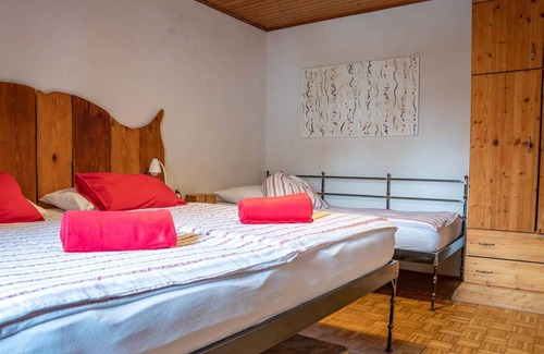 Gozd Martuljek Apartment | Holiday apartment rustic, quiet area