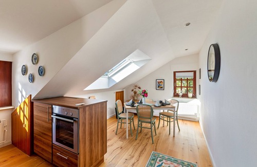 Geldern Apartment | Holiday Apartment 'Sittermansweg' with Private Terrace and Wi-Fi