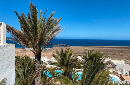 Betancuria Apartment | Holiday Apartment 'Sonneninsel Fuerteventura' with Sea View, Communal Pool and Wi-Fi