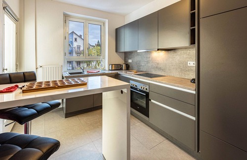 Altstadt Apartment | Holiday Apartment 'Stachel B' with Private Balcony & Wi-Fi