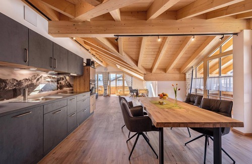 Farchant Apartment | Holiday Apartment "Susi" in a New Building with View of the Zugspitze, 2 Balconies & Wi-Fi