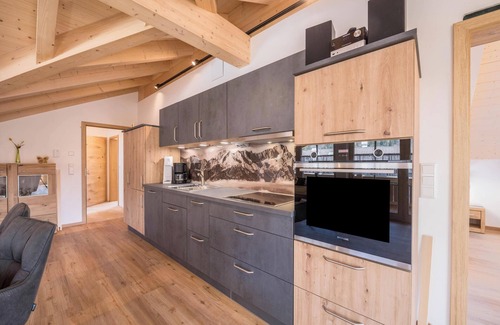 Farchant Apartment | Holiday Apartment "Susi" in a New Building with View of the Zugspitze, 2 Balconies & Wi-Fi