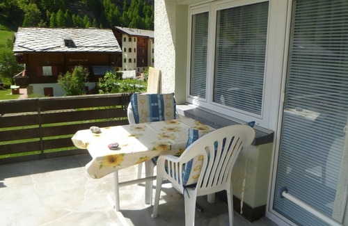 Taesch Apartment | Holiday apartment Täsch for 1 - 4 persons with 1 bedroom - Holiday apartment in one or multi-family