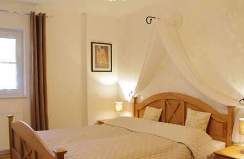 Triftern Apartment | Holiday apartment Triftern for 2 - 4 persons with 2 bedrooms - Holiday apartment in one or multi-fam