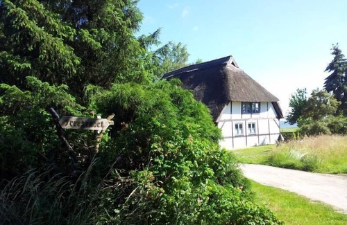 Waase Apartment | Holiday apartment Ummanz for 1 - 6 persons with 2 bedrooms - Twin house