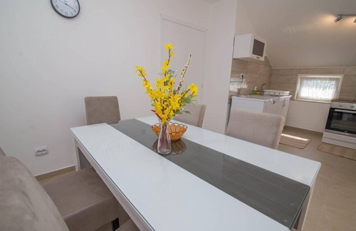 Veli Losinj Apartment | Holiday apartment Veli Losinj for 1 - 4 persons with 2 bedrooms - Holiday apartment in one or multi-