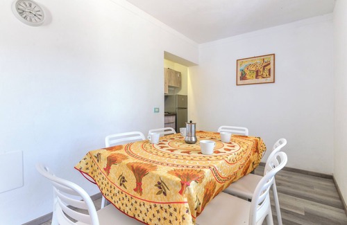 Innamorata Apartment | Holiday Apartment "Villa Mirella Bilocale" with Private Terrace, A/C & Wi-Fi