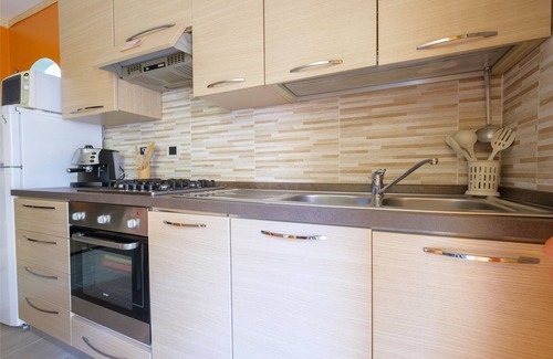 Chianchitta-Trappitello Apartment | Holiday Apartment "vicino Taormina" with Private Balcony & Wi-Fi