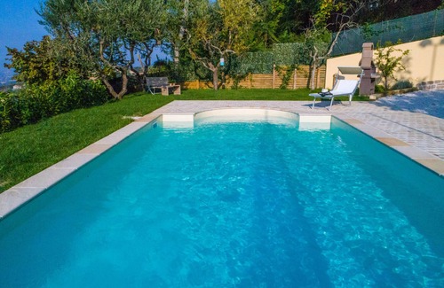 Corinaldo House | Holiday Apartment Villa Il Gelso
