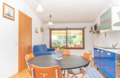 Telti Apartment | Holiday Apartment "Villa Smeralda" with Italian Atmosphere and Shared Pool