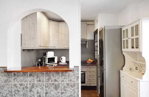 Playa Honda Apartment | Holiday Apartment "White Sun' with Private Terrace & Wi-Fi