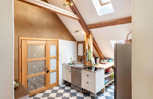 Weilheim Apartment | Holiday Apartment Wegwarte with Mountain View, Shared Terrace and Wi-Fi