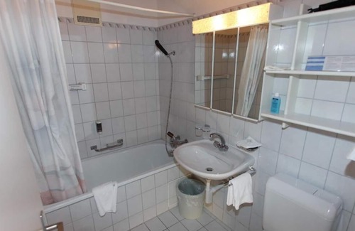Wiesen Apartment | Holiday apartment Wiesen GR for 2 - 5 persons with 1 bedroom - Holiday apartment