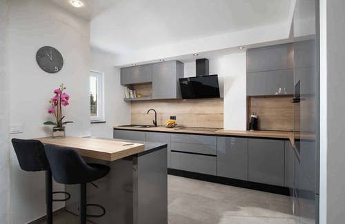 Sajini Apartment | Holiday apartment with air conditioning