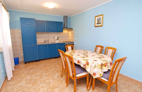 Flengi Apartment | Holiday apartment with air conditioning