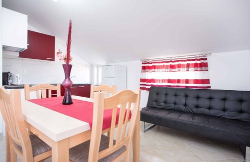 Krk Apartment | Holiday apartment with air conditioning and sea view