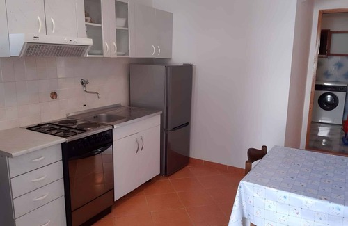 Veljun Primorski Apartment | Holiday apartment with air conditioning