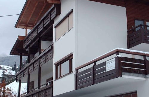 Medraz Apartment | Holiday apartment with large terrace in the Stubaital