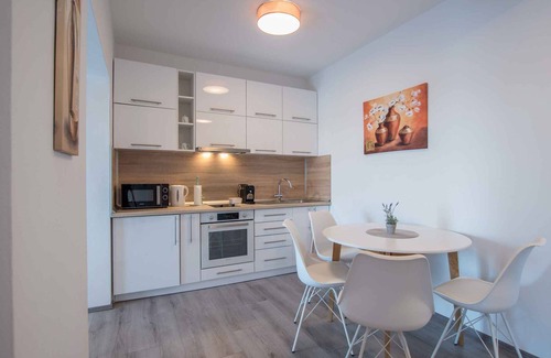 Kaldanija Apartment | Holiday apartment with communal pool and air conditioning