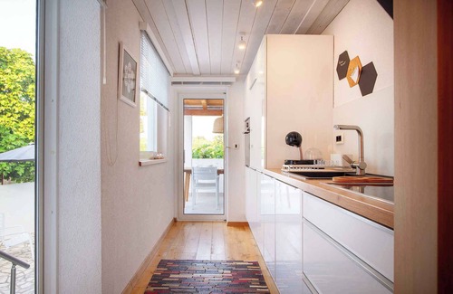 Polje Apartment | Holiday apartment with terrace and air conditioning