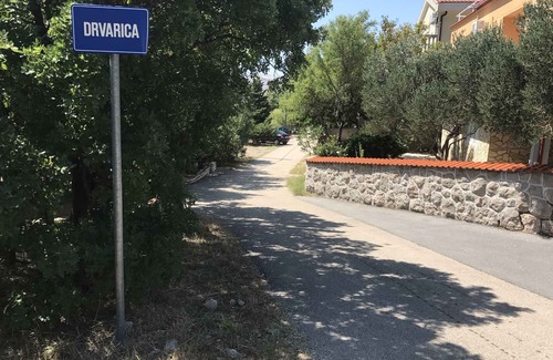 Ribarica Apartment | Holiday apartment with air conditioning