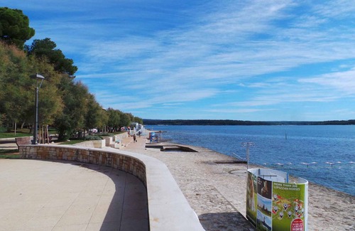 Kraj Apartment | Holiday apartment with pool and 20 m from the Adriatic Sea