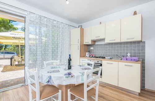 Soline Apartment | Holiday apartment with sea view and air conditioning