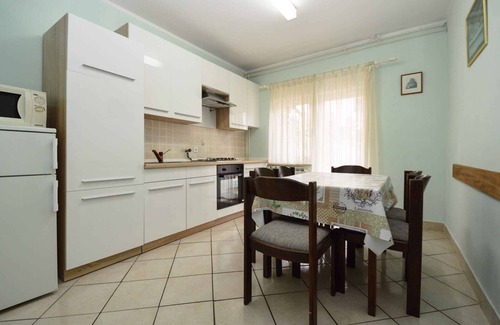 Skatari Apartment | Holiday apartment with terrace and air conditioning