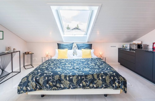 Berg Apartment | Holiday Apartment with Wi-Fi & Parking, only for tourist guests