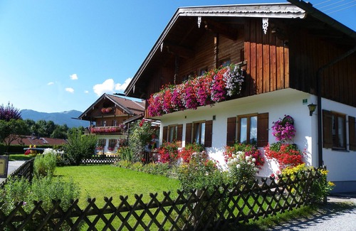 Steinbach Apartment | Holiday Apartment "Zwiesel" with Mountain View, Balcony & Wi-Fi