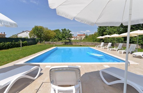 Modrusani Apartment | Holiday apartment Zminj for 1 - 8 persons with 3 bedrooms - Holiday apartment