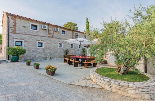 Prkacini Apartment | Holiday apartment Zminj for 4 - 5 persons with 1 bedroom - Holiday apartment