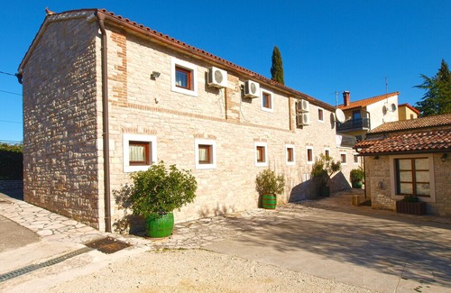Prkacini Apartment | Holiday apartment Zminj for 4 - 5 persons with 1 bedroom - Holiday apartment