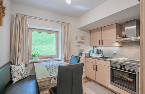Gruberberg Apartment | Holiday apartment with a balcony in Hopfgarten