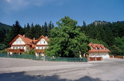 Puchberg Am Schneeberg Apartment | Holiday apartment *Haus Lenz* 70m²