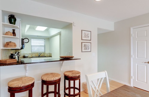 Central Beach Condo | Holiday at the Beach in Quiet Upscale Vero Beach