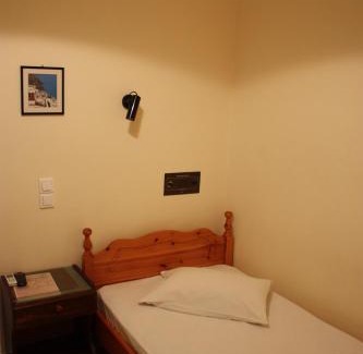 Perivolos Hotel | Holiday Beach Resort Santorini