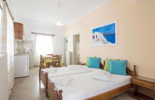 Perivolos Hotel | Holiday Beach Resort Santorini