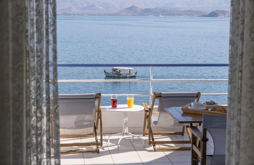 Kiveri Apartment | Holiday beach Studio, Unique sea view balcony, near Nafplio, Mycenae, Epidaurus