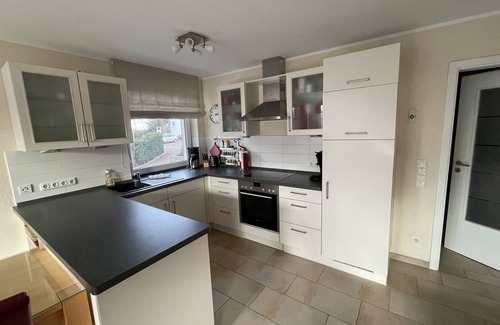 Heringsdorf Apartment | Holiday beachcomber, 50 m beach, beach chair, free Wi-Fi, 2 south-west-facing balconies