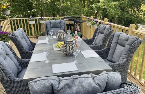 Bont Newydd House | Holiday Cabin Sleeps 5 Glan Gwna Holiday Park