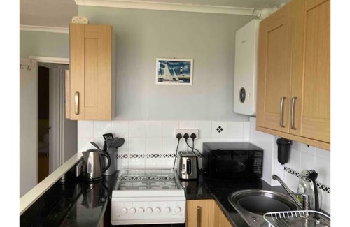 Freshwater Ski Chalet | Holiday Chalet with stunning sea views