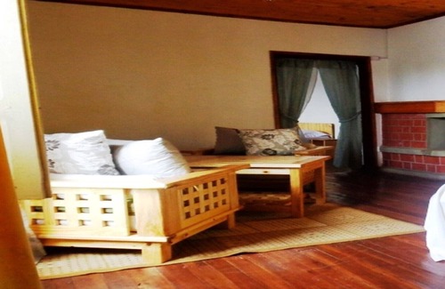 Antsirabe Villa | Holiday charming house in Antsirabe ~ Villa Tsarahafatra