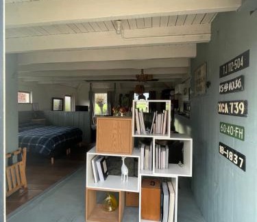 Hank Bed & Breakfast | Holiday cottage de Garage Inn