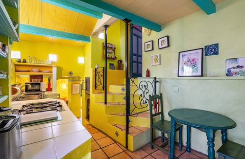 Orgiva Cottage | Holiday Cottage 'El Nido' with Pool, Mountain View & Wi-Fi