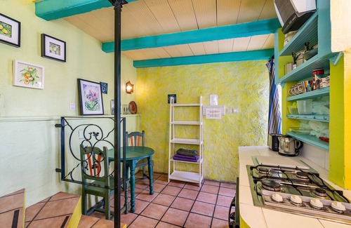 Orgiva Cottage | Holiday Cottage 'El Nido' with Pool, Mountain View & Wi-Fi